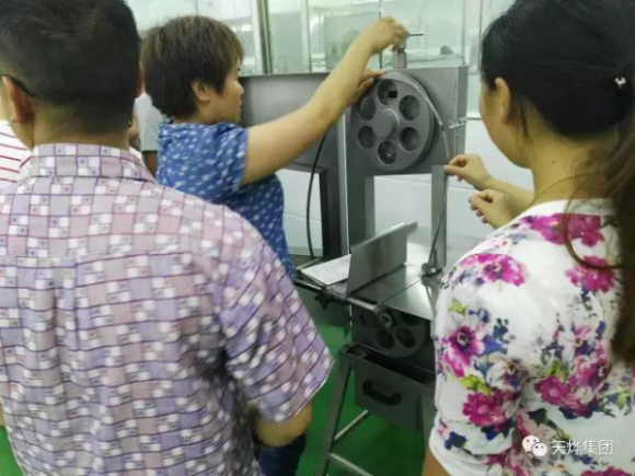 年生产3600万份营养餐的中央厨房 年生产3600万份营养餐的中央厨房